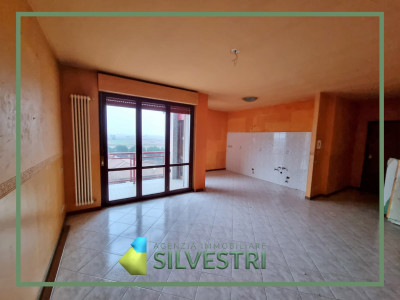 Immobiliare Silvestri, TRECATE: QUADRILOCALE CON BOX E CANTINA