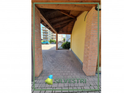 Immobiliare Silvestri, CAMERI: SPAZIOSO BILOCALE CON POSTO AUTO COPERTO