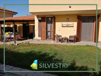 Immobiliare Silvestri, APPARTAMENTO IN QUADRIFAMILIARE CON GIARDINO PRIVATO