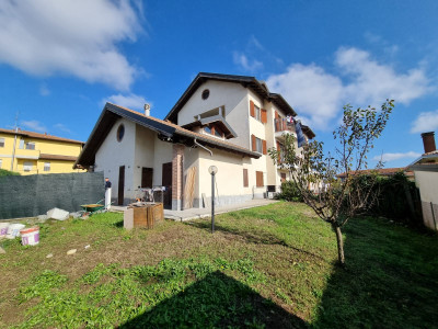 Immobiliare Silvestri, VILLA BINATA DISPOSTA TUTTO SU UN UNICO PIANO!